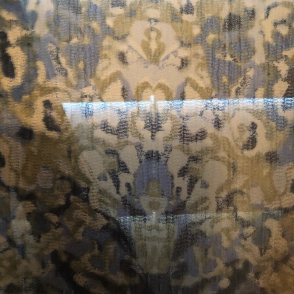 Light weight flowy  top, 3X - Picture 5 of 5